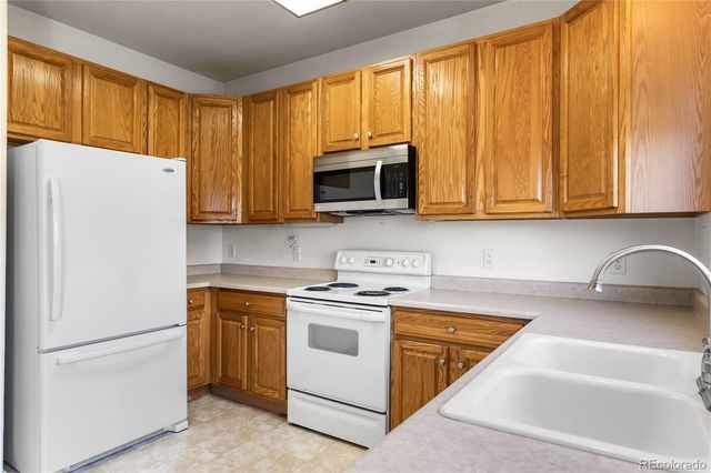 4967 Stoneham Avenue, Castle Rock, CO 80104