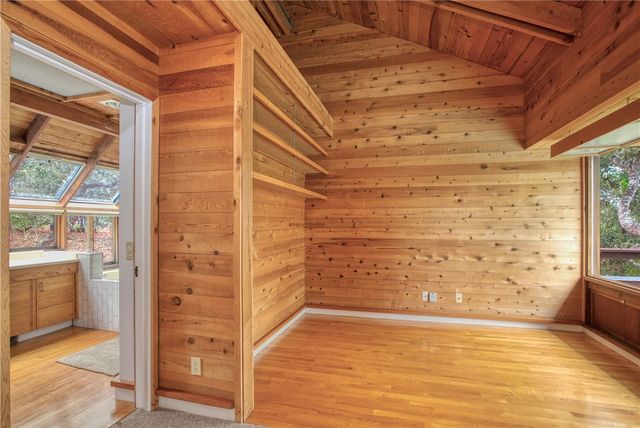 1021 Hillcrest, Cambria, CA 93428