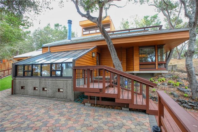 1021 Hillcrest, Cambria, CA 93428