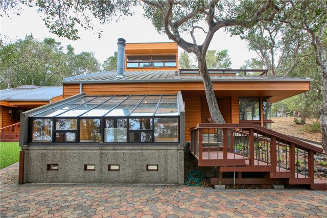 1021 Hillcrest, Cambria, CA 93428