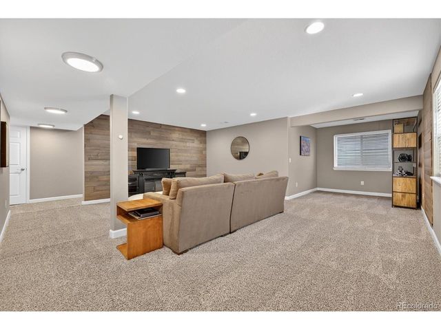 795 Kendall Ct, Lakewood, CO 80214