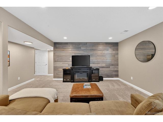 795 Kendall Ct, Lakewood, CO 80214