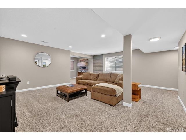 795 Kendall Ct, Lakewood, CO 80214