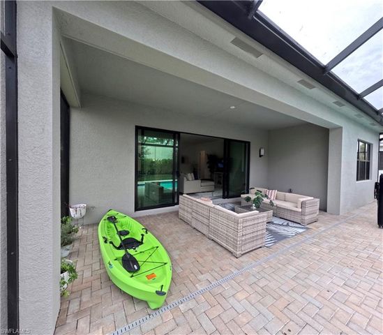 12830 Hawkins DR, Estero, FL 33928