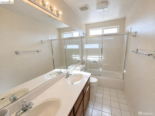 5032 Arrowhead Ct, Antioch, CA 94531