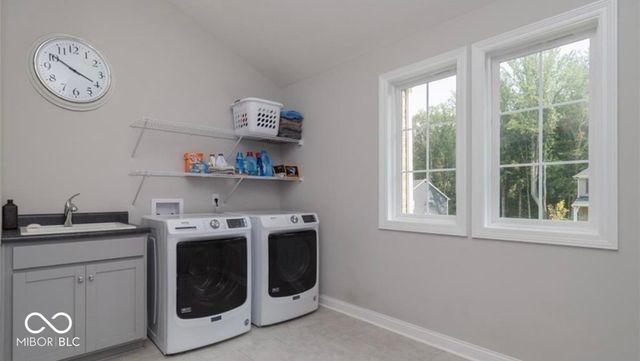 5146 Oak Ridge Trail, Columbus, IN 47201