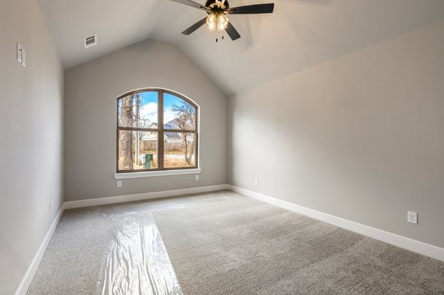 16 Smart Lane, Bella Vista, AR 72715