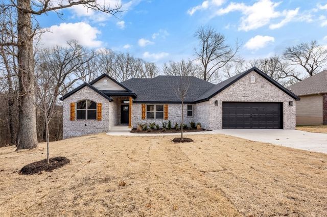 16 Smart Lane, Bella Vista, AR 72715