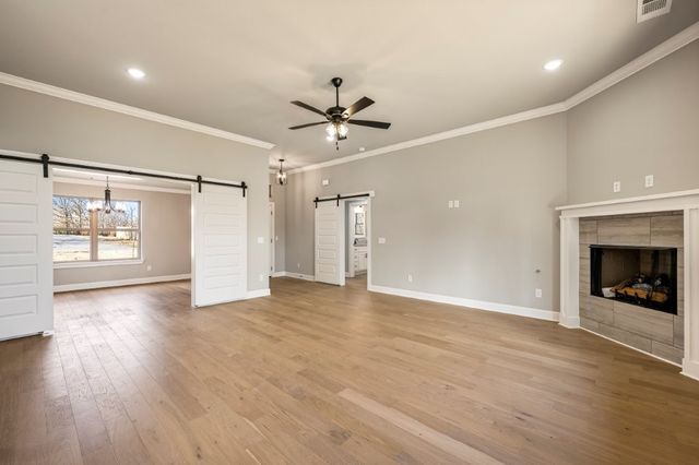 16 Smart Lane, Bella Vista, AR 72715