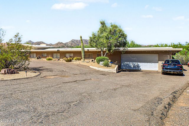 5238 E PALO VERDE Drive, Paradise Valley, AZ 85253