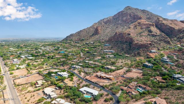 5238 E PALO VERDE Drive, Paradise Valley, AZ 85253