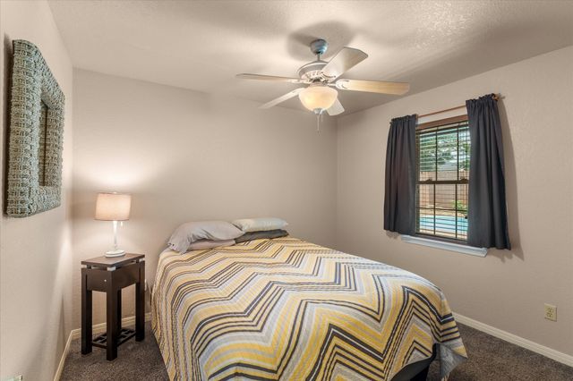 424 Lagoon Drive, Gun Barrel City, TX 75156