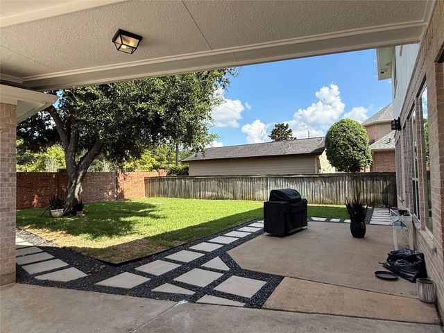 11826 Legend Manor Drive, Houston, TX 77082