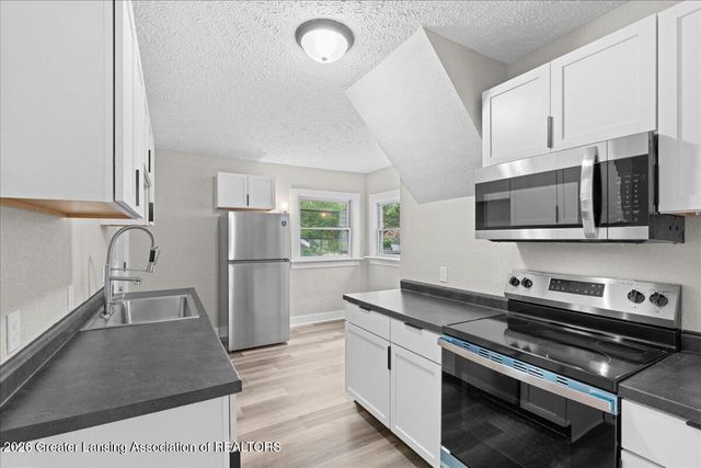 519 Lathrop Street, Lansing, MI 48912