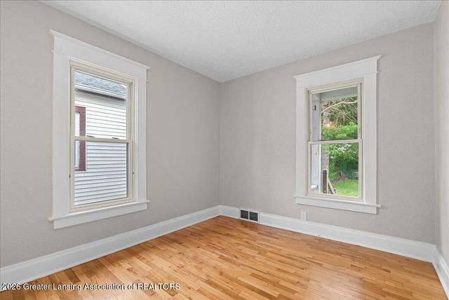 519 Lathrop Street, Lansing, MI 48912