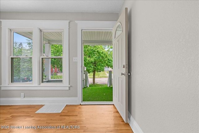 519 Lathrop Street, Lansing, MI 48912