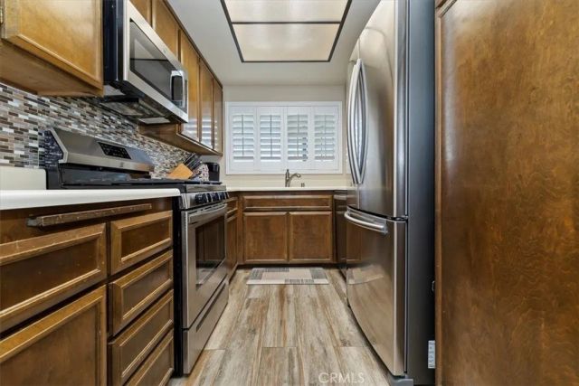 618 S Santa Fe Street 8, Hemet, CA 92543