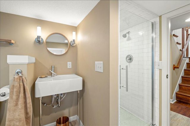 13414 1st Avenue N, Plymouth, MN 55441