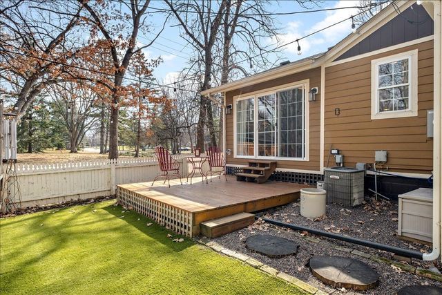 13414 1st Avenue N, Plymouth, MN 55441