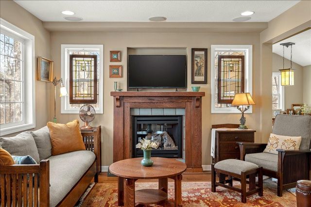 13414 1st Avenue N, Plymouth, MN 55441