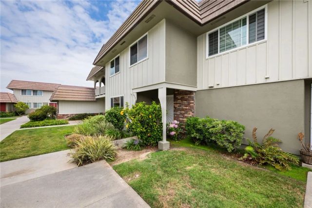 4792 Larwin Avenue, Cypress, CA 90630