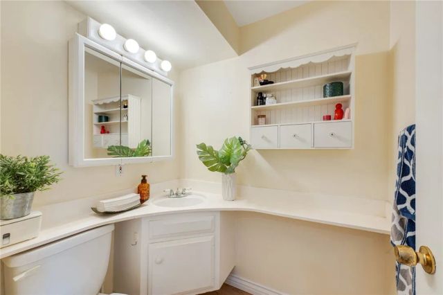 4792 Larwin Avenue, Cypress, CA 90630