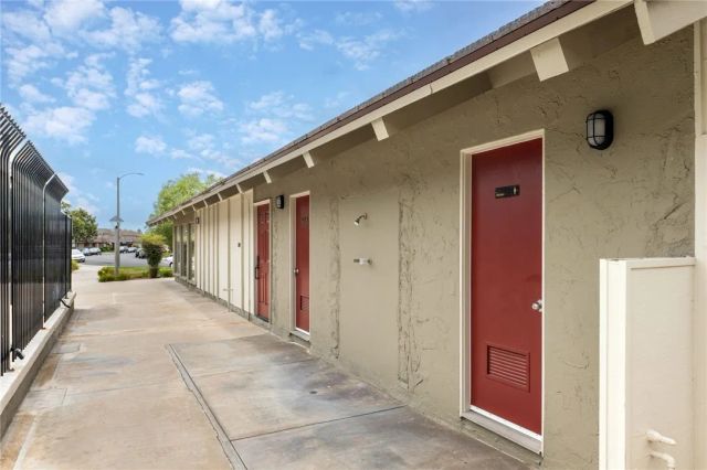 4792 Larwin Avenue, Cypress, CA 90630