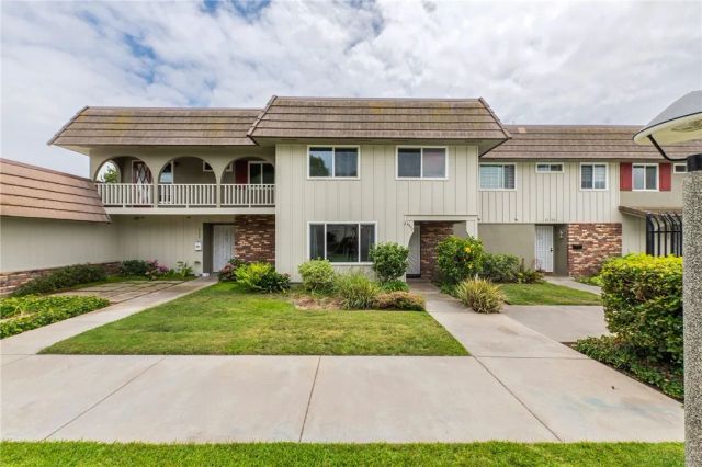 4792 Larwin Avenue, Cypress, CA 90630