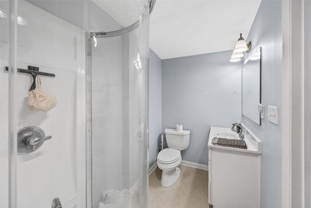 2253 Meadowbrook Drive SE, Cedar Rapids, IA 52403