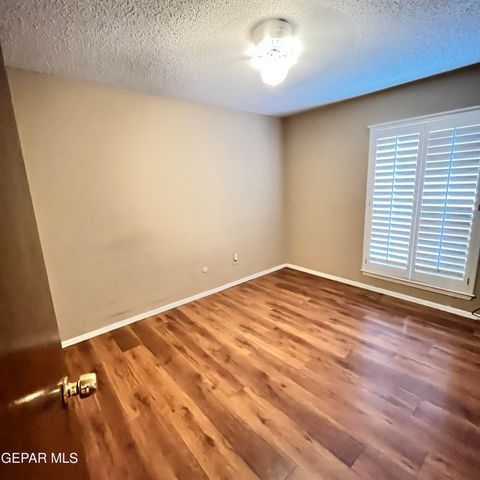 11012 BOB STONE Drive, El Paso, TX 79936