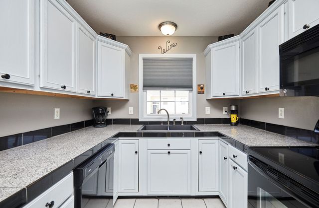2988 Park Place, Norwalk, IA 50211