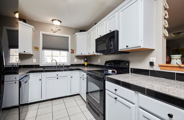 2988 Park Place, Norwalk, IA 50211