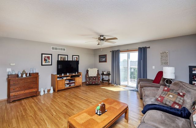 2988 Park Place, Norwalk, IA 50211