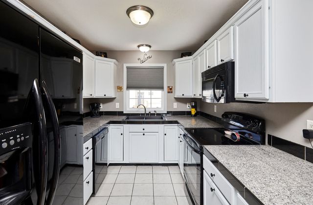 2988 Park Place, Norwalk, IA 50211