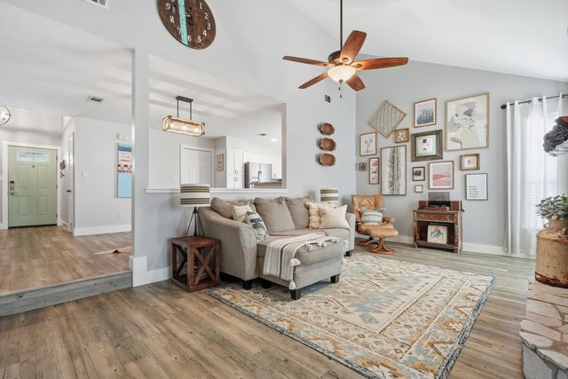 1609 E Mariah Way, Fort Walton Beach, FL 32547