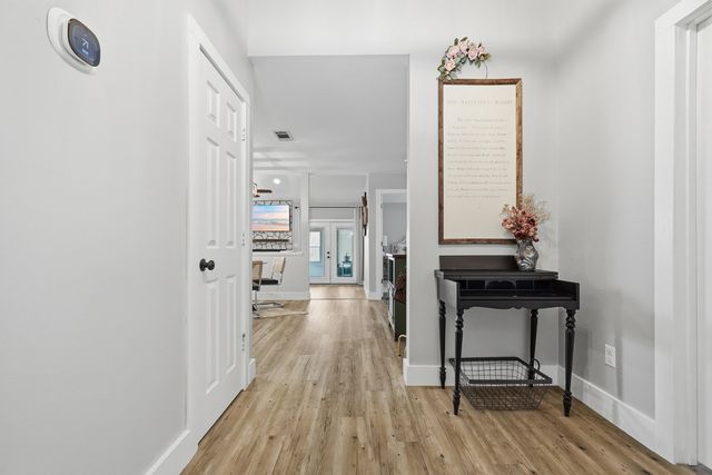 1609 E Mariah Way, Fort Walton Beach, FL 32547