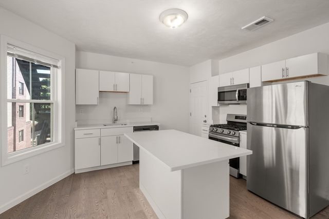 599 Broadway 2F, Everett, MA 02149