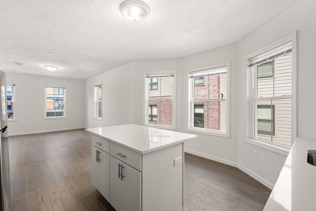 599 Broadway 2F, Everett, MA 02149