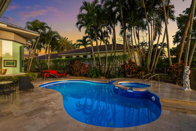 15951 Laurel Creek Drive, Delray Beach, FL 33446