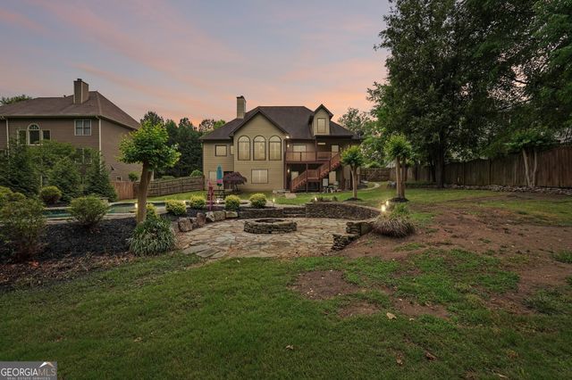 4508 Kingsgate Court NW, Acworth, GA 30101