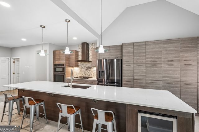 4508 Kingsgate Court NW, Acworth, GA 30101