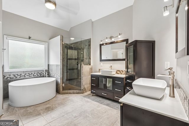 4508 Kingsgate Court NW, Acworth, GA 30101