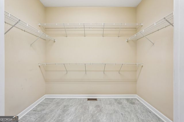 4508 Kingsgate Court NW, Acworth, GA 30101