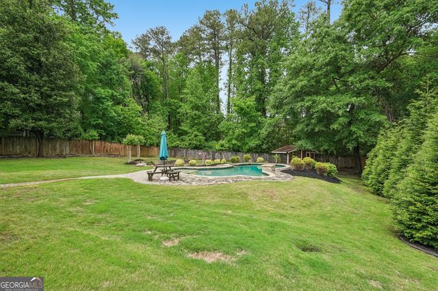 4508 Kingsgate Court NW, Acworth, GA 30101