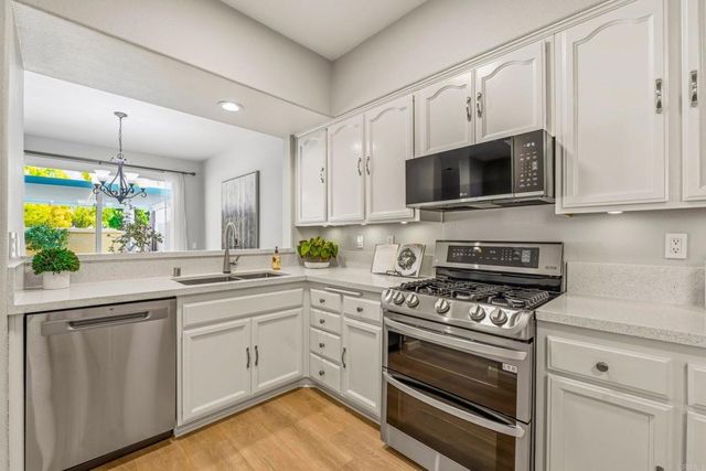 12306 Springwater, San Diego, CA 92128