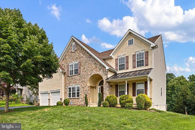 328 WAGON WHEEL LN, Hockessin, DE 19707