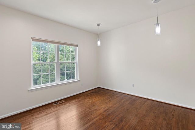 328 WAGON WHEEL LN, Hockessin, DE 19707