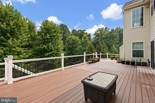328 WAGON WHEEL LN, Hockessin, DE 19707