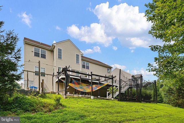 328 WAGON WHEEL LN, Hockessin, DE 19707