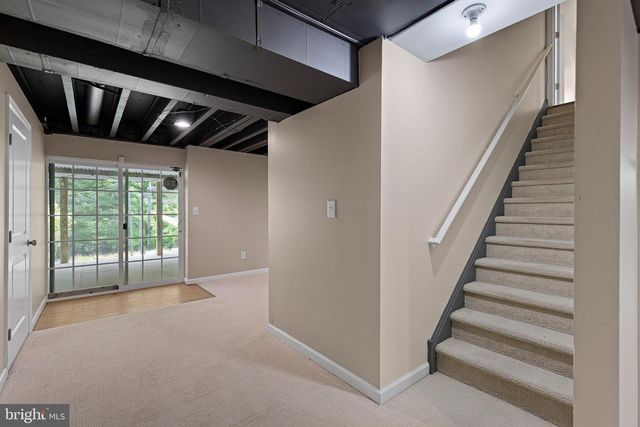 328 WAGON WHEEL LN, Hockessin, DE 19707
